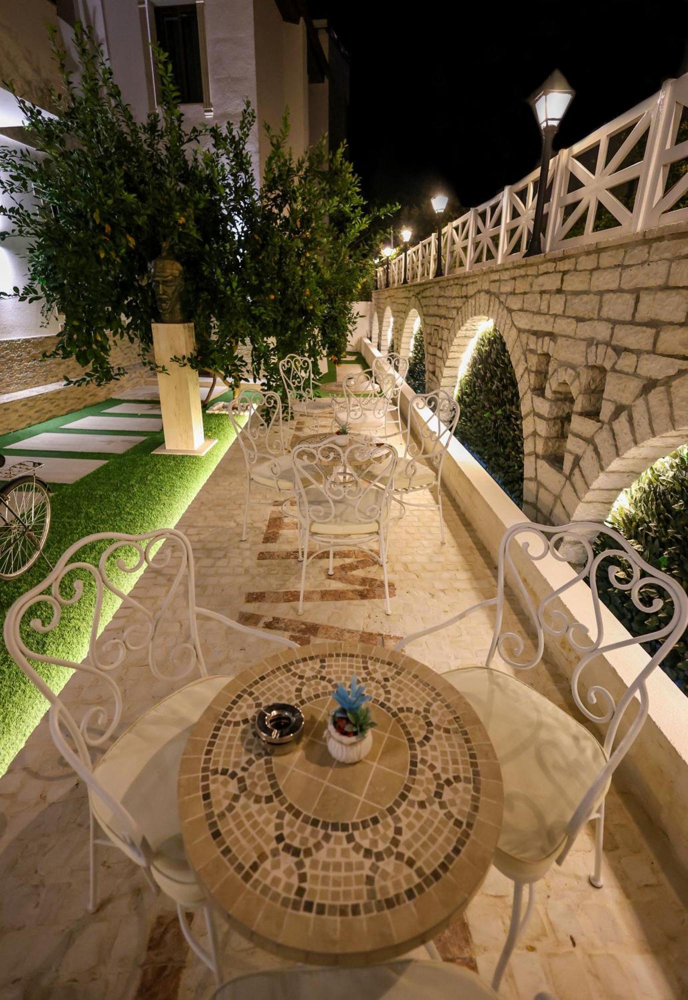 Hotel Mimani Berati Exterior foto